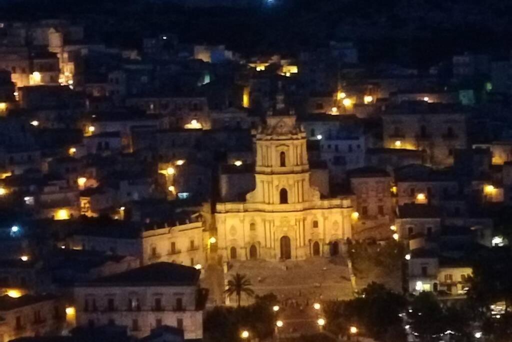 Terrazza Con Vista 'Casa Ziicedda' Villa Modica Eksteriør bilde