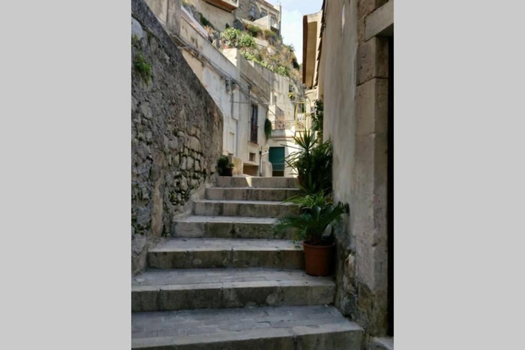 Terrazza Con Vista 'Casa Ziicedda' Villa Modica Eksteriør bilde